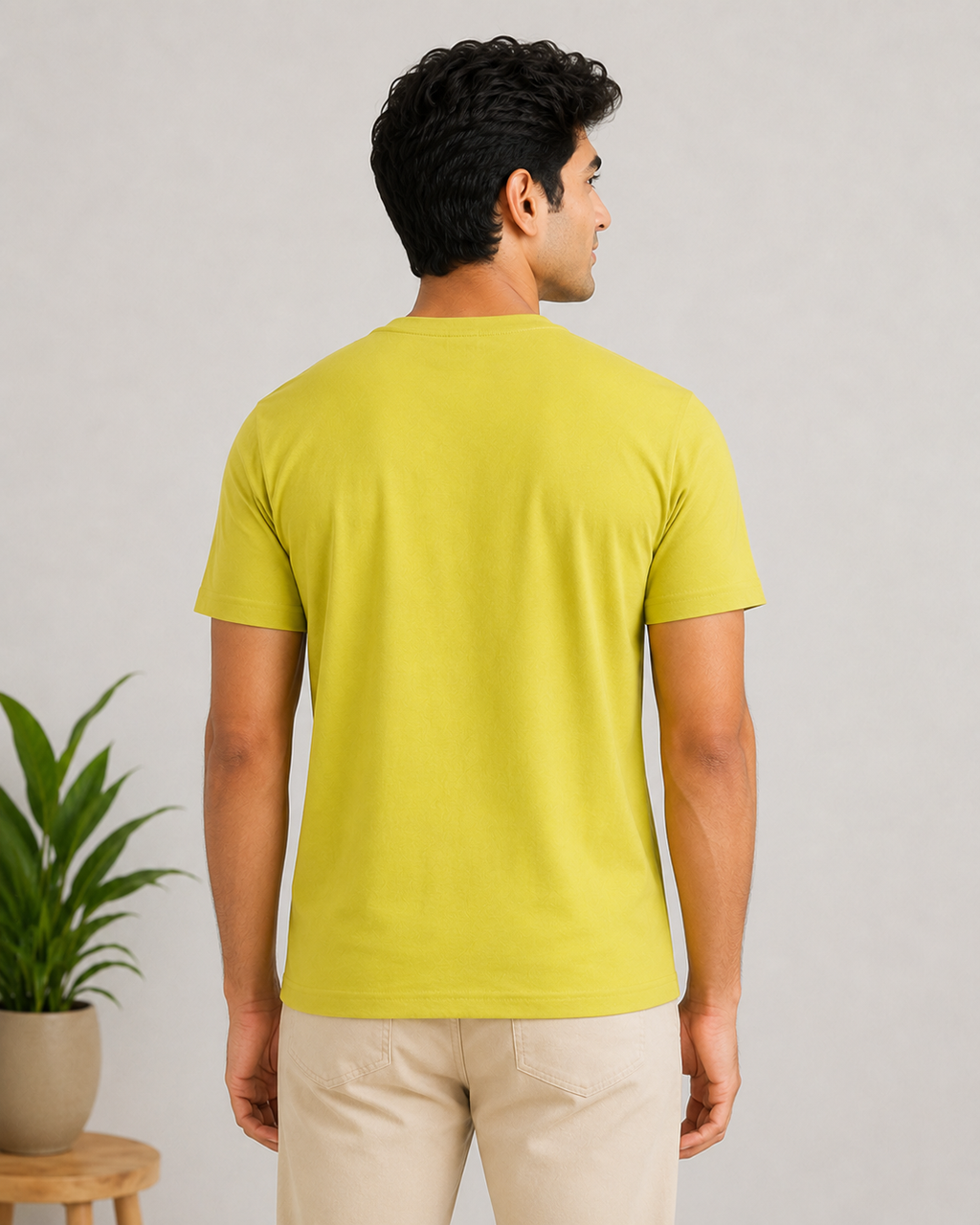 Dot Tee - Round-Neck Half-Sleeve