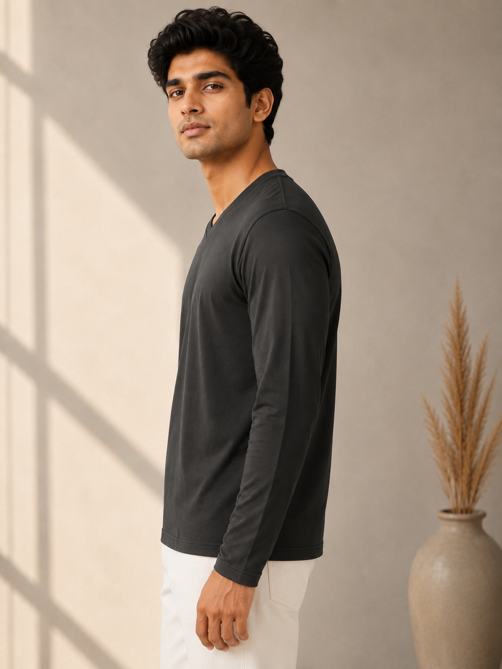 Edge Vee – Full - V-Neck Full-Sleeve