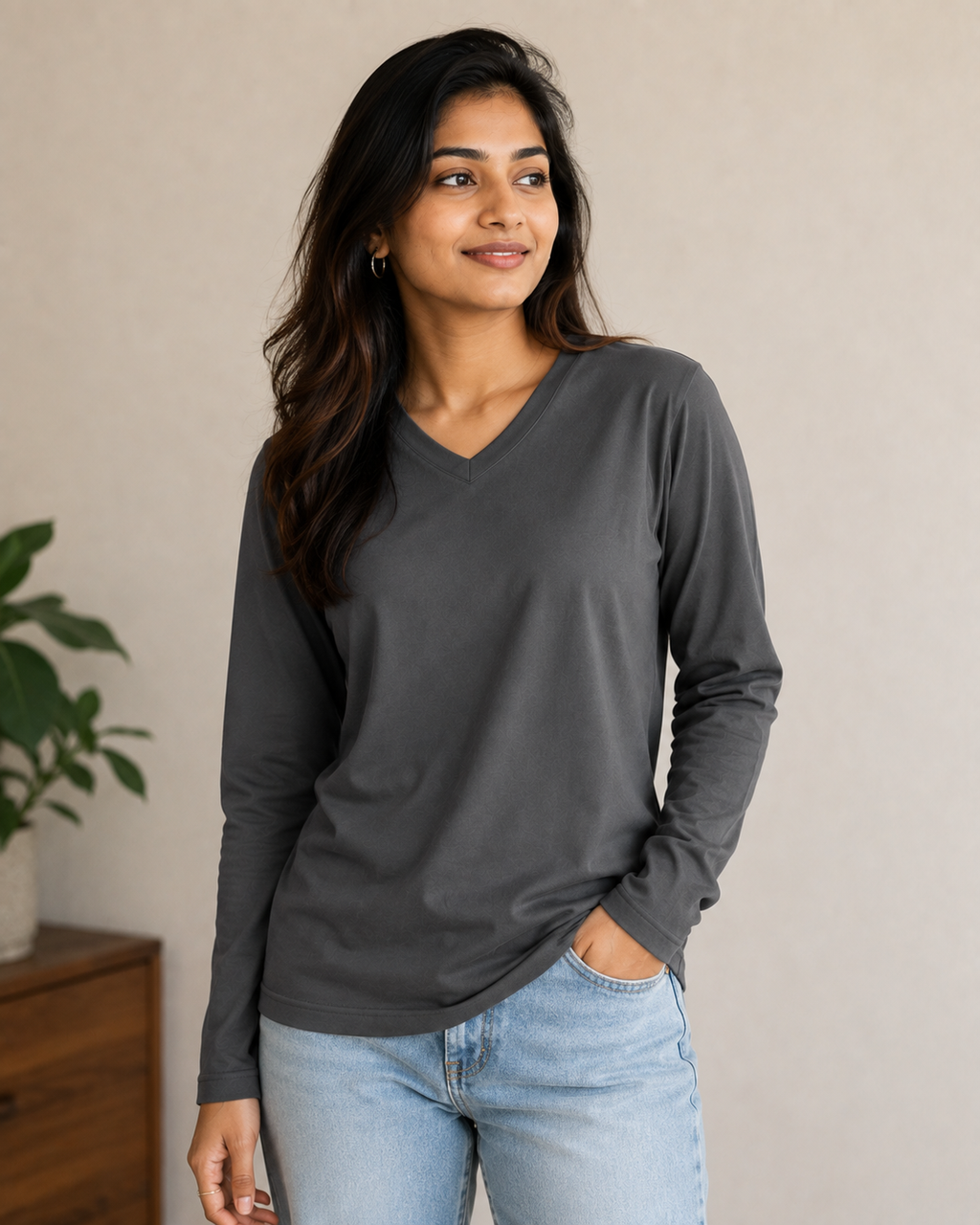 Edge Vee – Full - V-Neck Full-Sleeve
