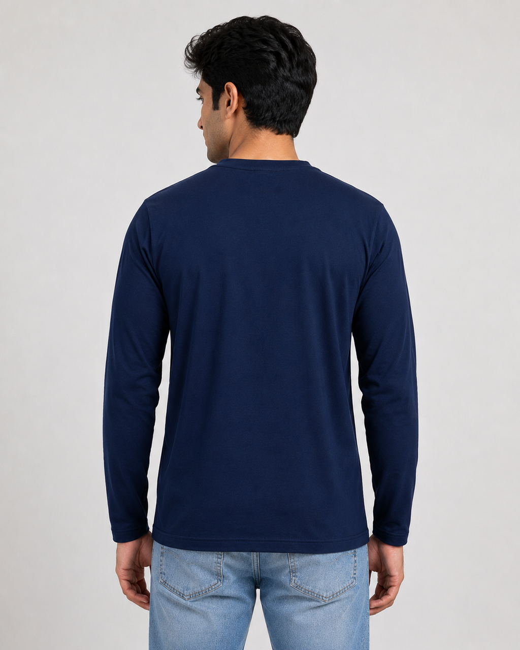 Edge Vee – Full - V-Neck Full-Sleeve