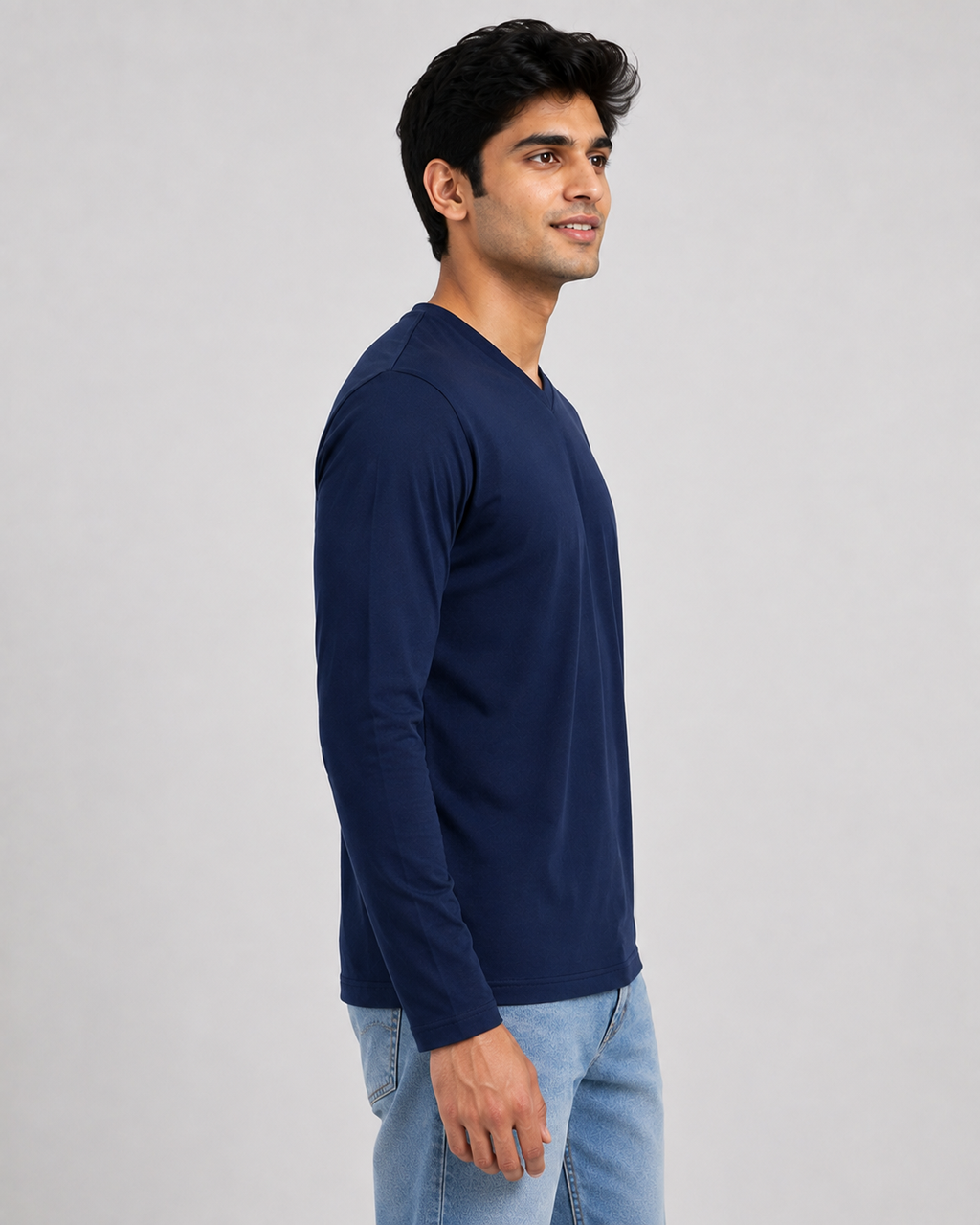 Edge Vee – Full - V-Neck Full-Sleeve