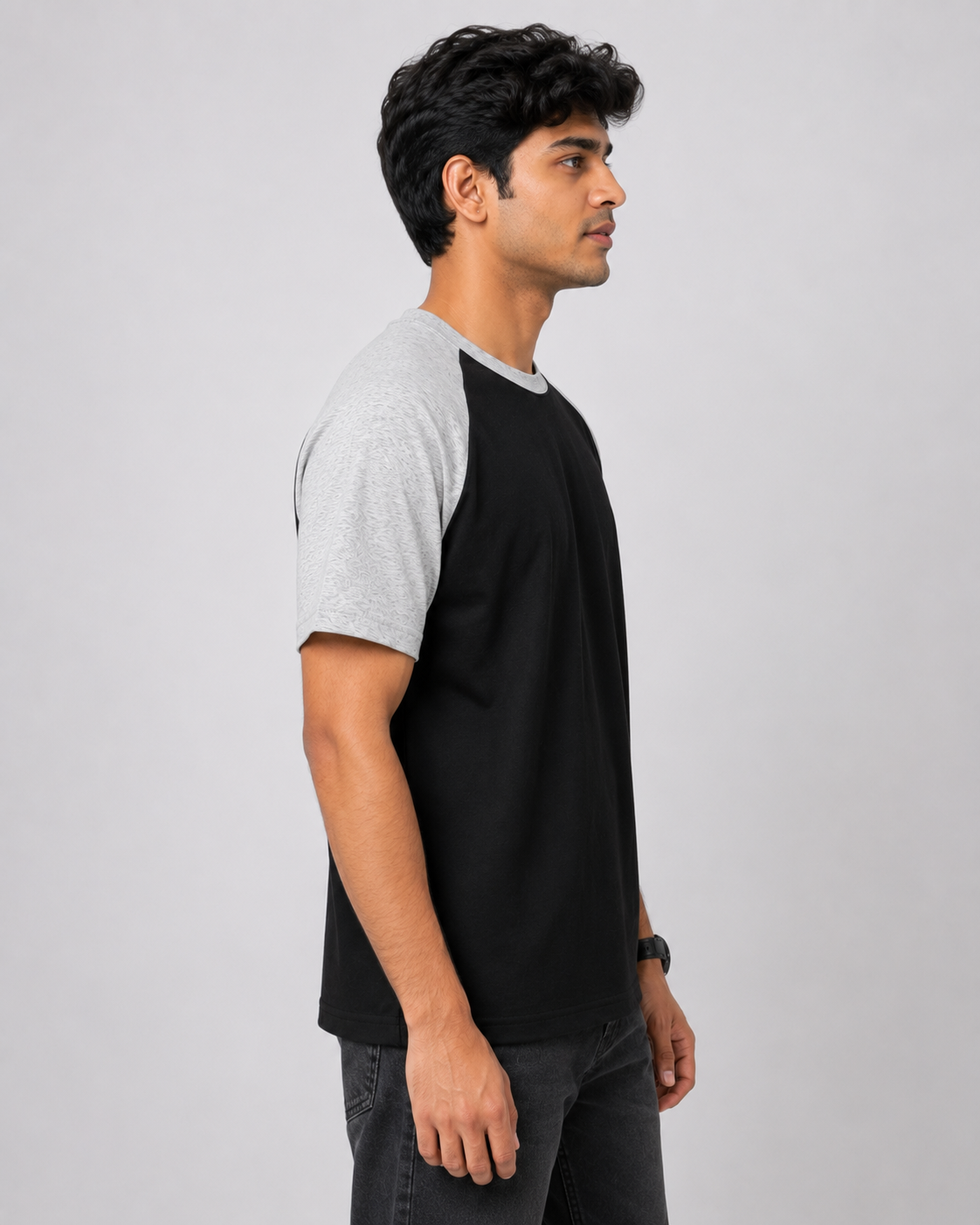 Raglan - Round-Neck Half-Sleeve