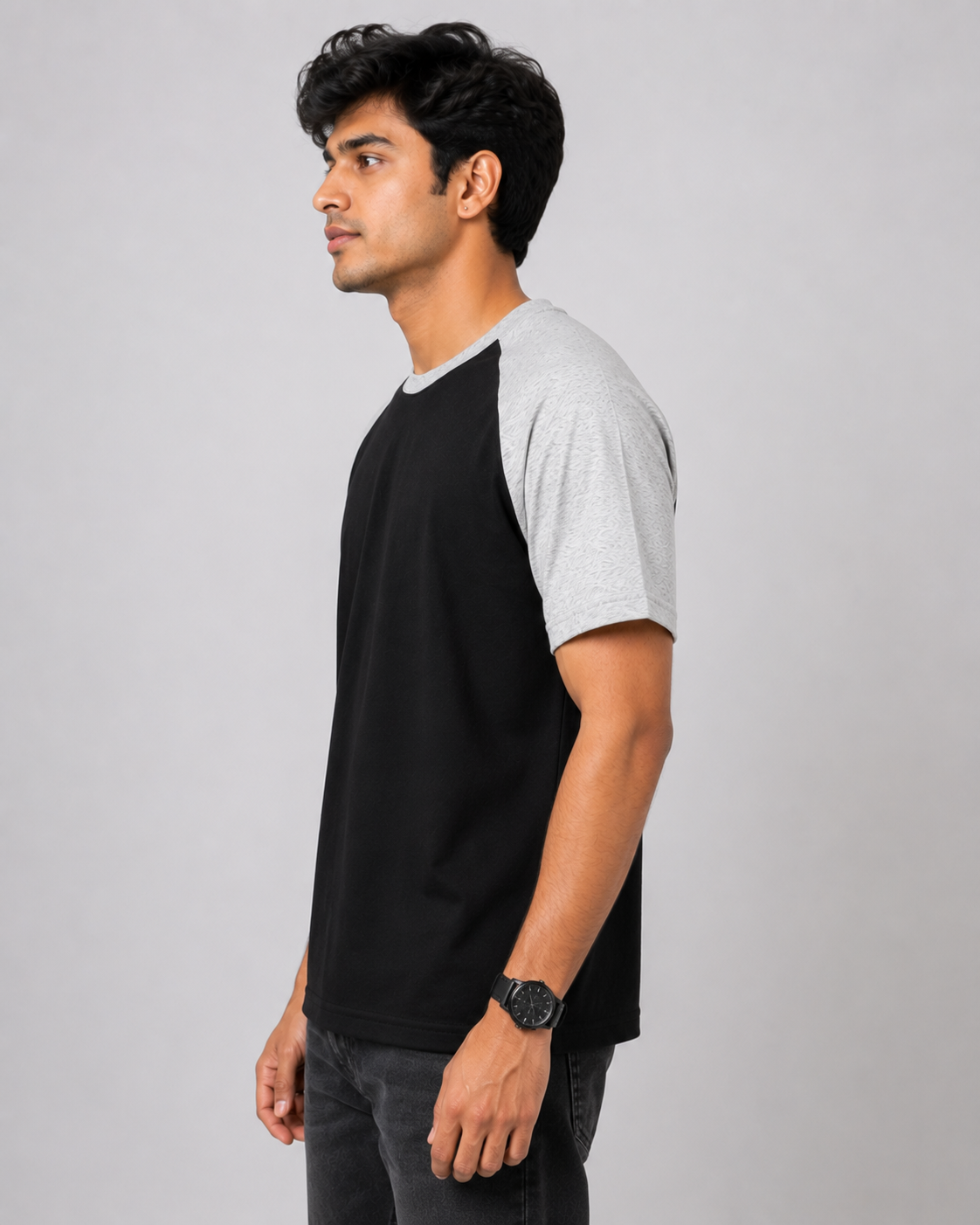 Raglan - Round-Neck Half-Sleeve