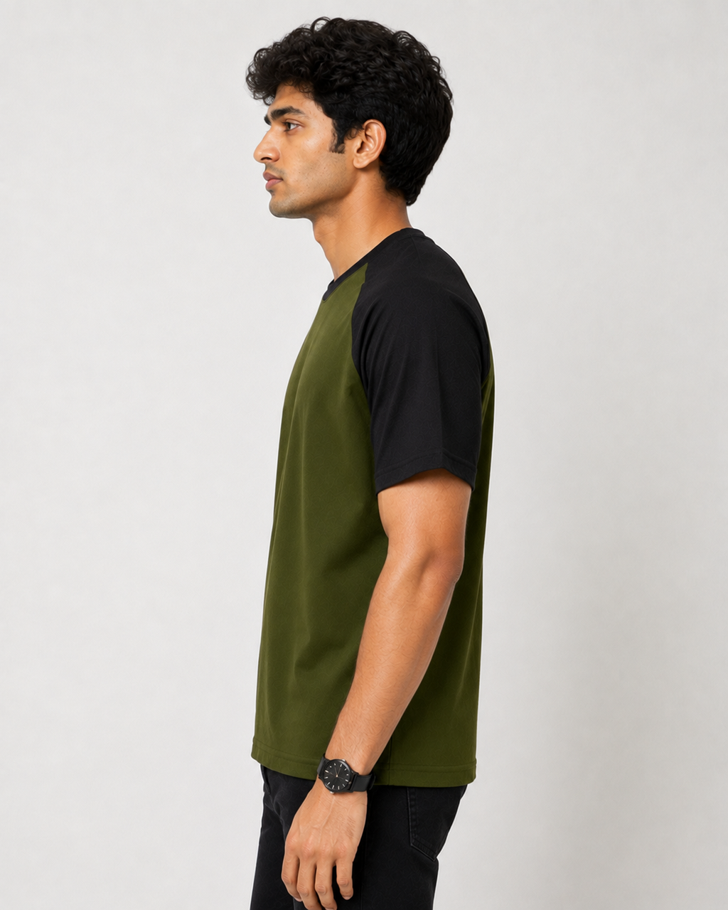 Raglan - Round-Neck Half-Sleeve