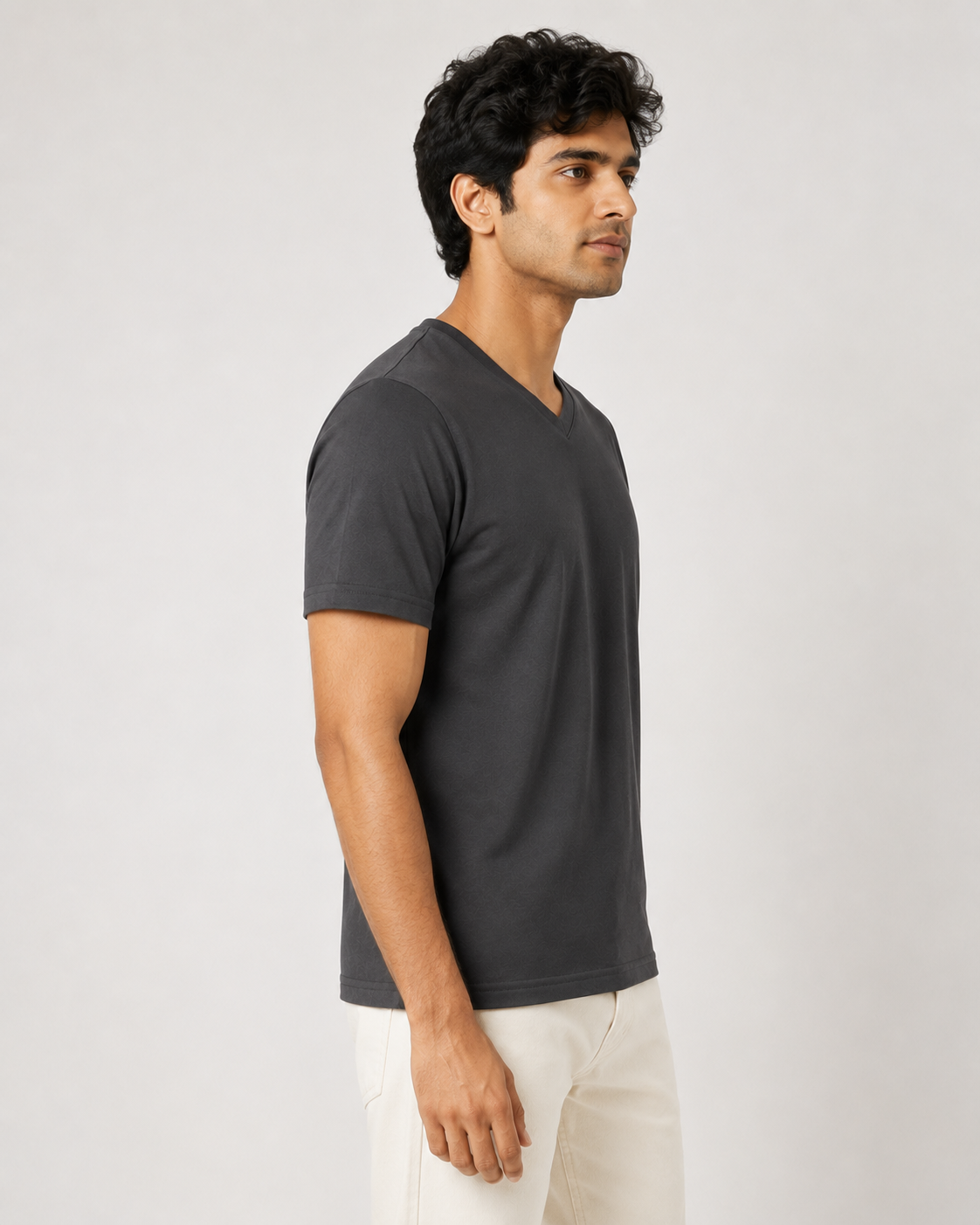 Edge Vee - Half - V-Neck Half-Sleeve