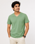 Edge Vee - Half - V-Neck Half-Sleeve