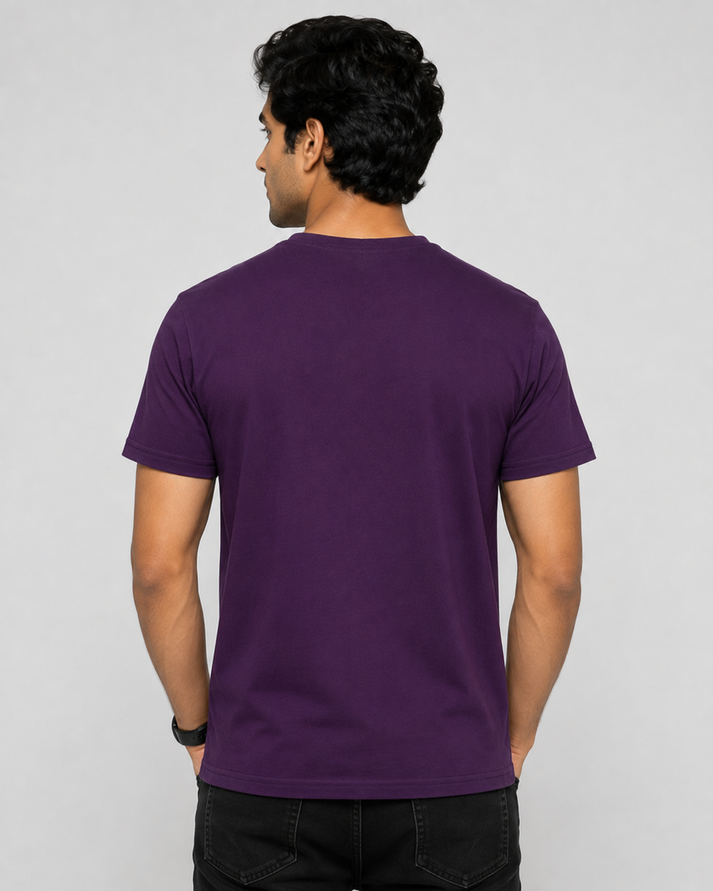 Edge Vee - Half - V-Neck Half-Sleeve