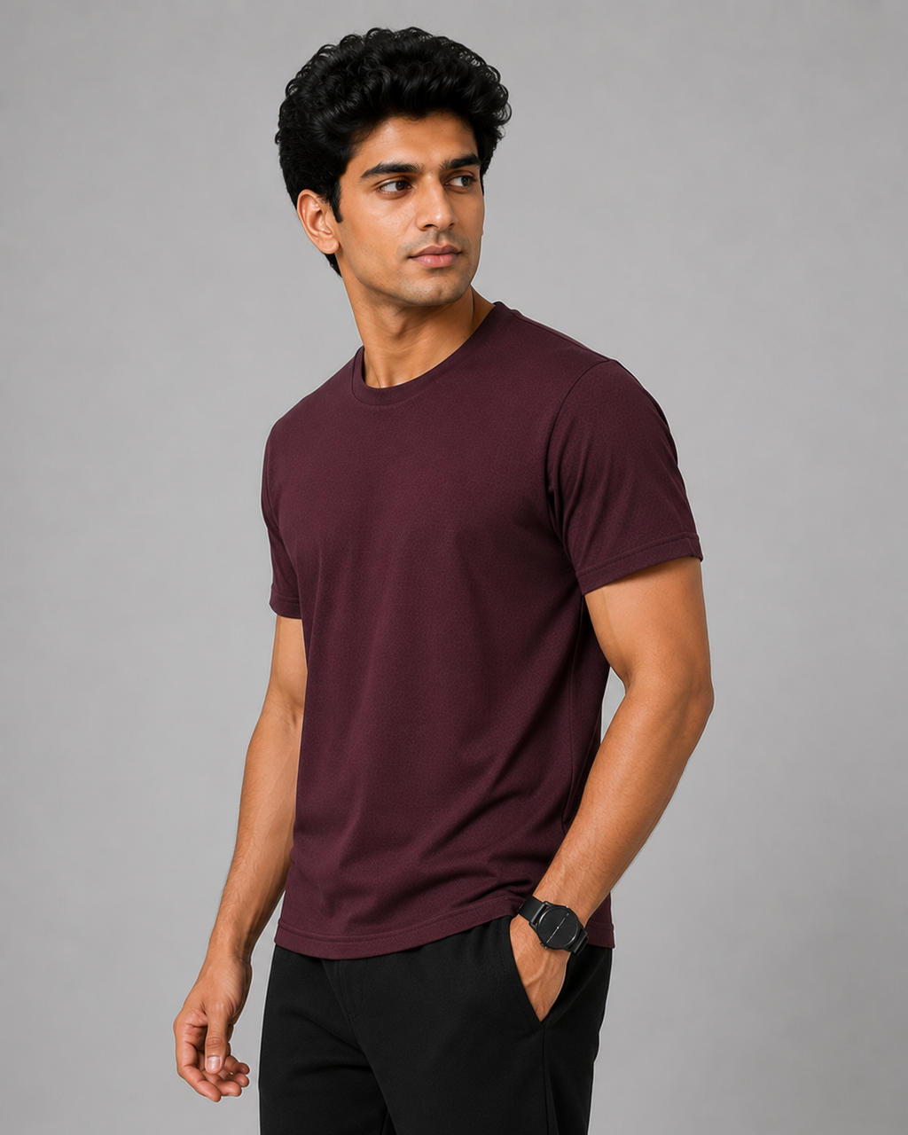 Edge Tee - Round-Neck Half-Sleeve