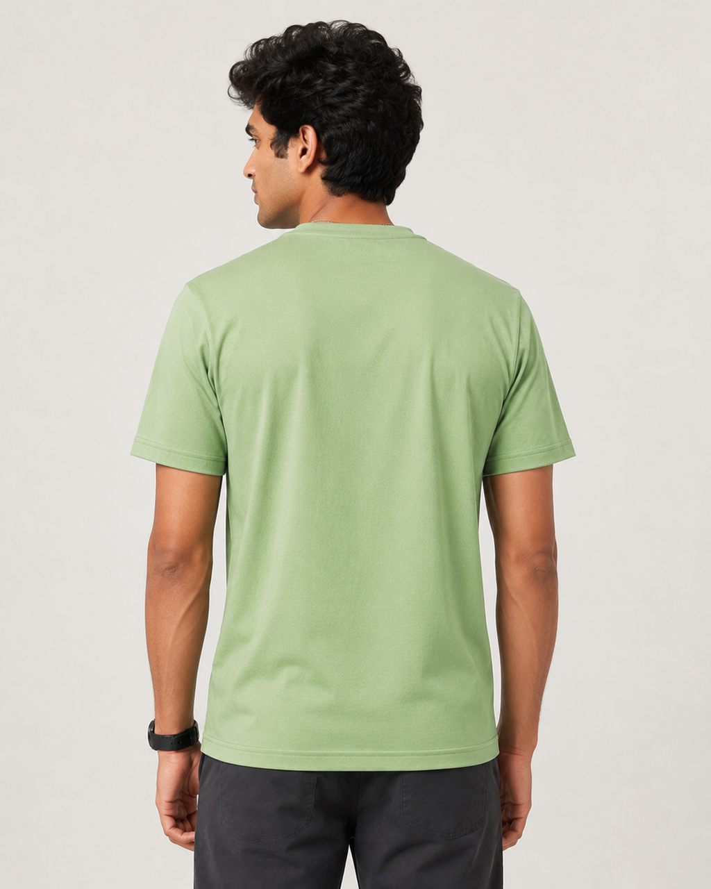 Edge Tee - Round-Neck Half-Sleeve