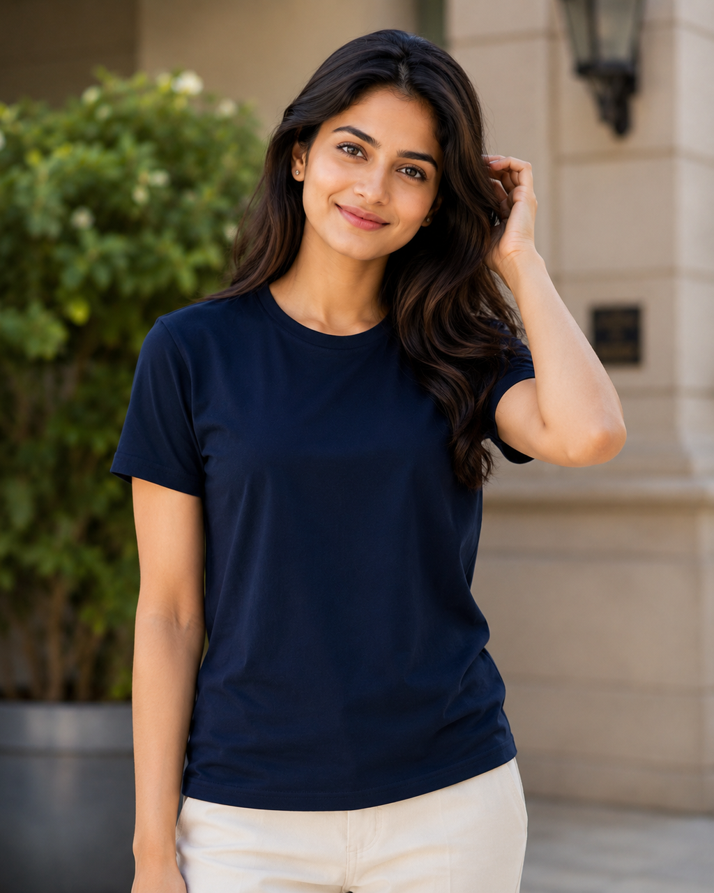 Dot Tee - Round-Neck Half-Sleeve