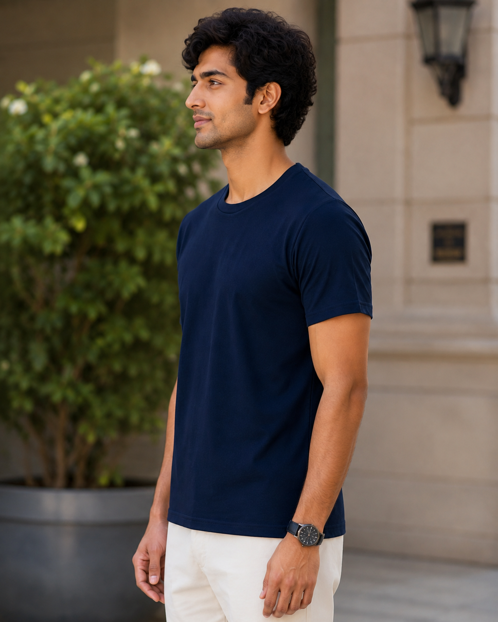 Dot Tee - Round-Neck Half-Sleeve