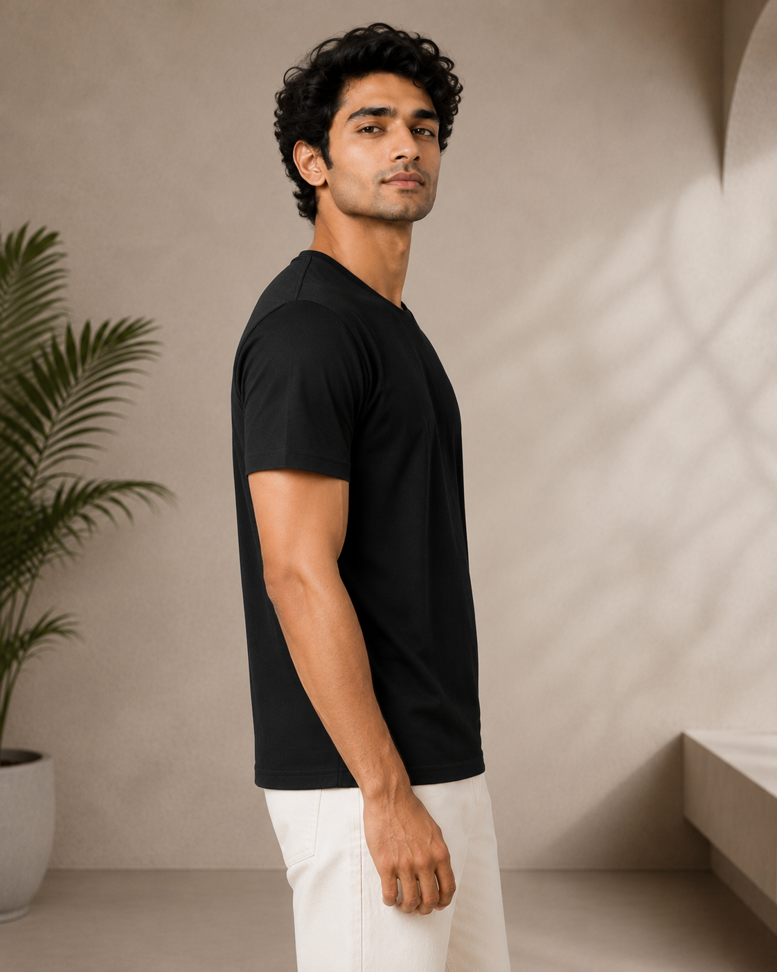 Dot Tee - Round-Neck Half-Sleeve
