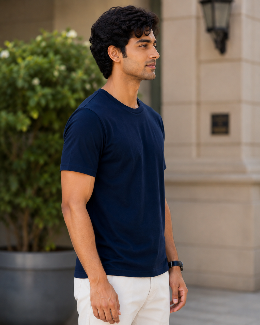 Dot Tee - Round-Neck Half-Sleeve