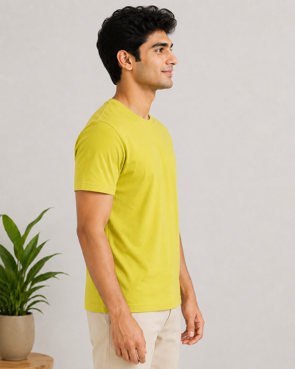 Dot Tee - Round-Neck Half-Sleeve